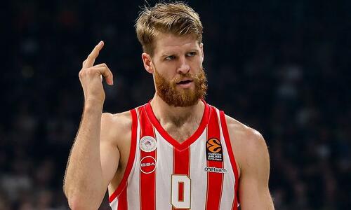 Επιστολή από Ολυμπιακό σε Dubai BC για παράνομη προσέγγιση του Γουόκαπ thumb