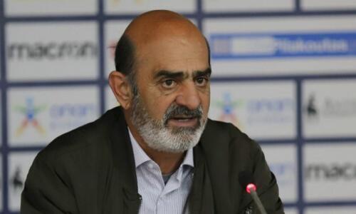 «Απ' έξω είμαστε όλοι προπονητές. Εμπιστεύομαι Μπεργκ και Σίμο, αυτοί ξέρουν» thumb