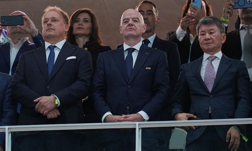 Σεισμός στη FIFA για την υπόθεση Μπάλογκαν: Χώρες αποσύρουν τη στήριξή τους από τον Ινφαντίνο thumb