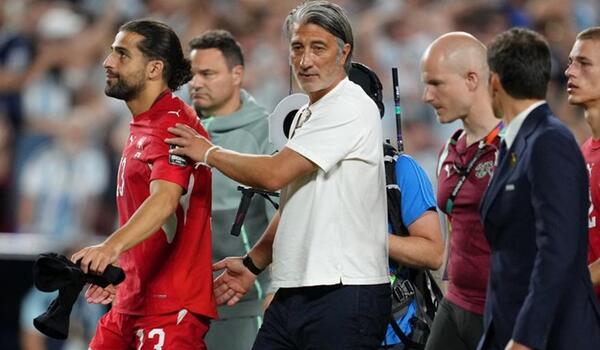 «Ακατανόητη η αποβολή του Εμπολό. Κανόνας άσχετος με το ποδόσφαιρο» image