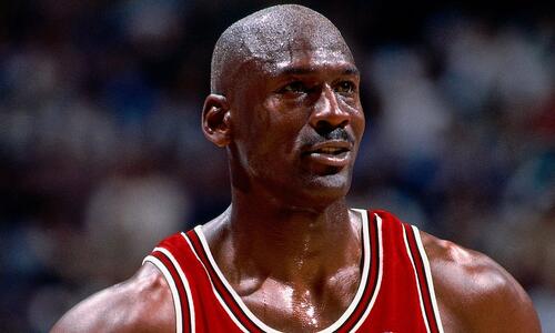 Η φανέλα του Τζόρνταν από τους τελικούς του 1998 πωλήθηκε για 14 εκατ. δολάρια! thumb