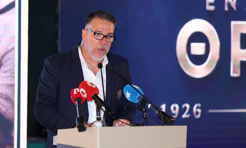 Πετεβίνος: «Θα κάνουμε κι άλλη μεταγραφή - Θέλουμε παραπάνω διαρκείας» thumb