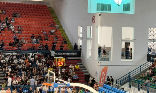 ΒΙΝΤΕΟ ST: Ένταση και ρίψη αντικειμένων στο «Ελευθερία» thumb