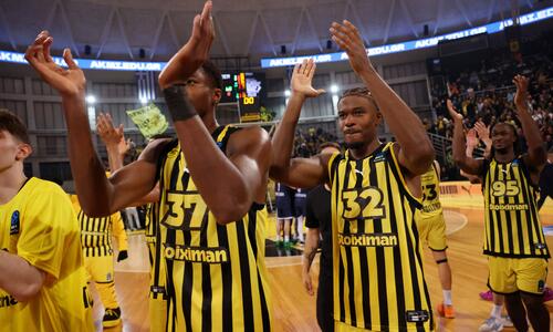 Eurocup: «Έλιωσε» την Ντερτόνα ο Αρης thumb