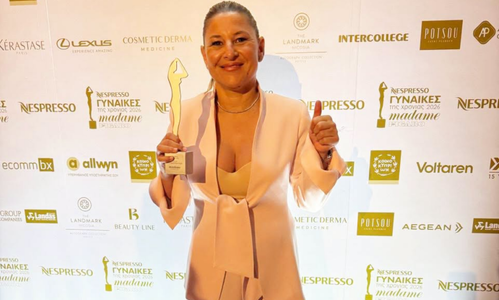 Madame Figaro: Βραβείο Editor's Choice στην Κάλια Παπαδόπουλου! (vid) thumb