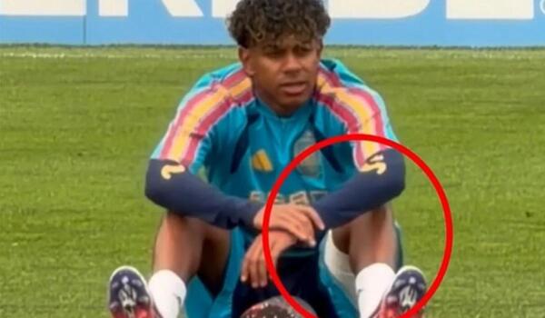 Προπονήθηκε με επίδεσμο ο Γιαμάλ, πρόβλημα και με Πόρο στην Ισπανία ενόψει τελικού image