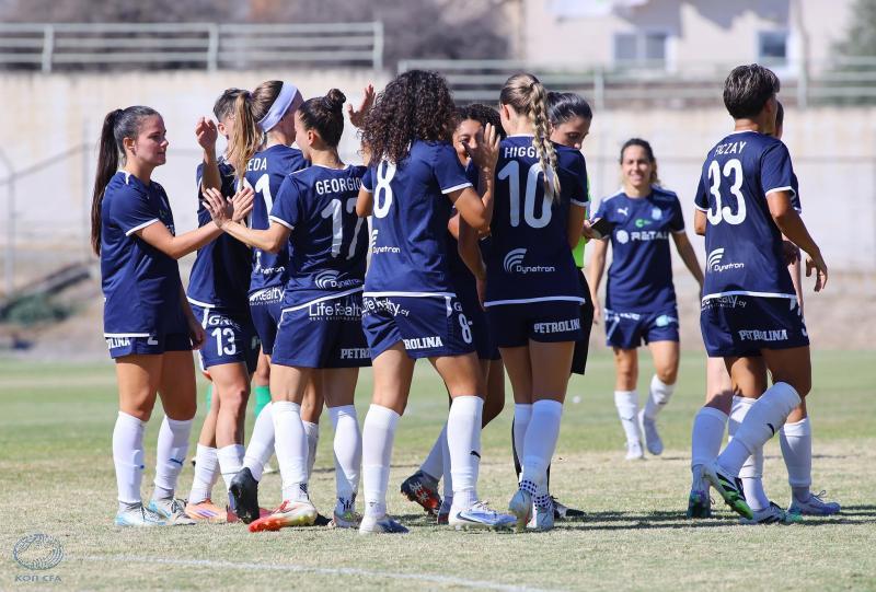 Νίκες για Apollon Ladies και Άρη thumb
