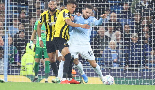 LIVE: Μάντσεστερ Σίτι - ΑΕΚ 2-1 image