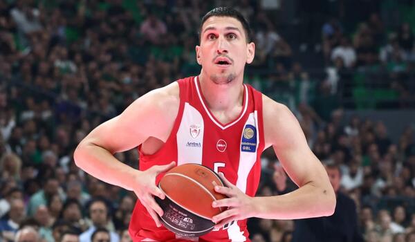 Στο «κάδρο» του Άρη ο Λαρεντζάκης, αλλά όλα περνούν από τον Ολυμπιακό image