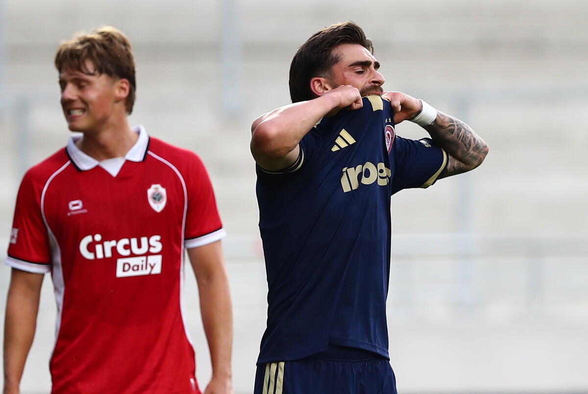 «Βαριά» ήττα του Ολυμπιακού στο φιλικό με την Αντβέρπ thumb