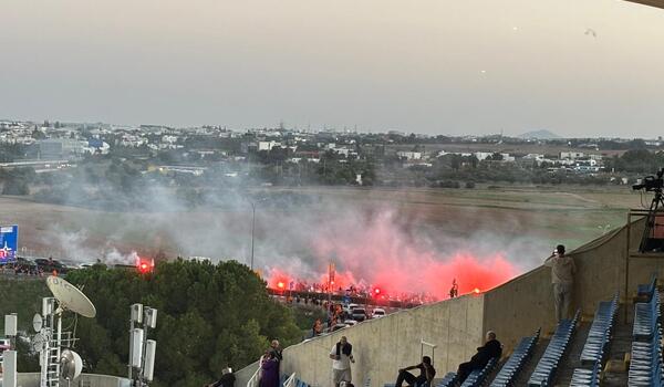 Με πορεία και κορεό πριν από τη σέντρα οι «πορτοκαλί» (vid) image