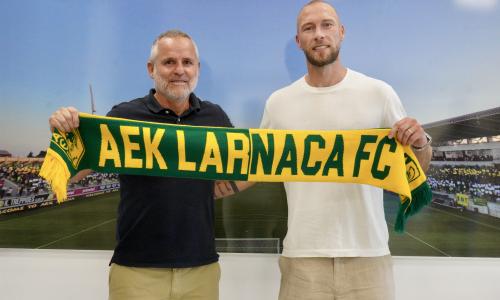 Επίσημα πάικτης της ΑΕΚ ο Mike van der Hoorn thumb