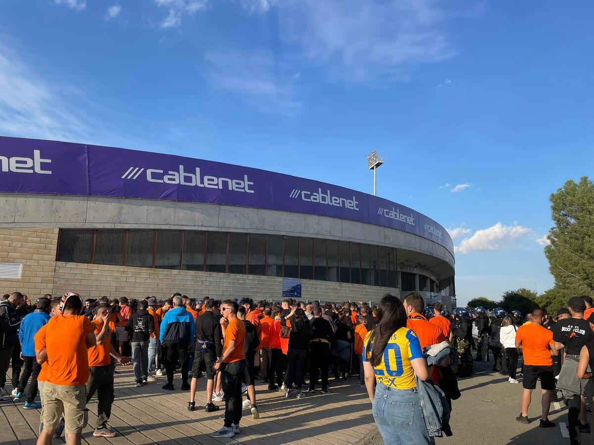 Έτοιμοι να πάρουν θέση στη νότια οι ΑΠΟΕΛίστες (ΦΩΤΟΣ) thumb