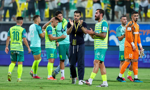 H σύνθεση Σεγιές για το φιλικό παιχνίδι με Απόλλωνα thumb