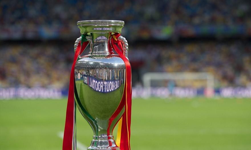 Το τρόπαιο του EURO 2024 επισκέπτεται αύριο την Αθήνα! thumb