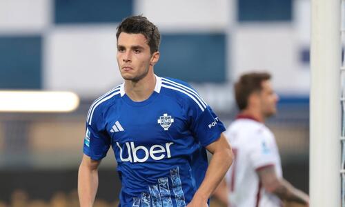 Γιατί η Κόμο μπορεί να αγωνιστεί στο Champions League μόνο με 17 παίκτες; Ο περίεργος κανονισμός thumb