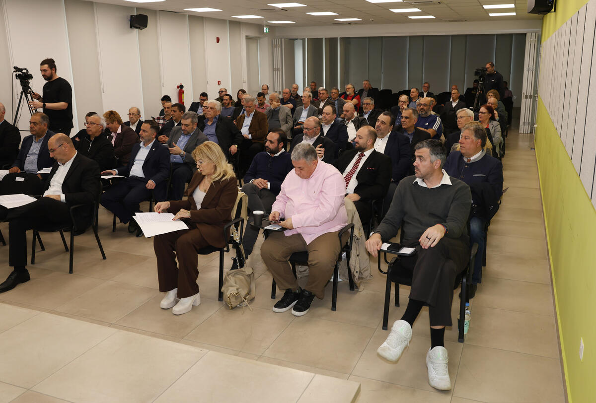 Με χαιρετισμούς, παρουσίαση βιβλίου και βραβεύσεις ξεκίνησε το 36ο Συνέδριο ΕΑΚ-ΠΣΑΤ thumb