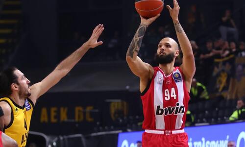 Ο Ολυμπιακός πέρασε από τη Sunel Arena και έκλεισε αήττητος τη regular season thumb