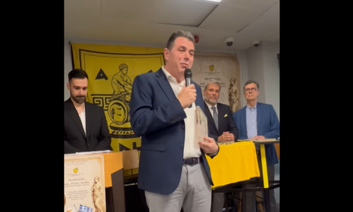 Μεγάλη τιμή για τον Ανδρέα Παπαχαραλάμπους – «Άξιος πρεσβευτής του Άρη Θεσσαλονίκης στην Κύπρο» thumb