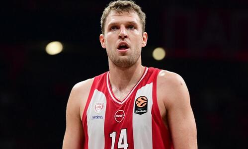 Σπουδαίος Βεζένκοφ, ξεπέρασε τους 3.000 πόντους στην Ευρωλίγκα! thumb