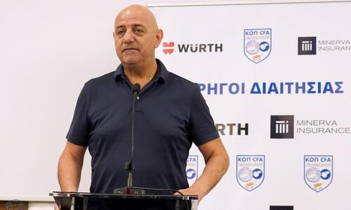 Λοϊζίδης σε διαιτητές: «Συνέπεια και ομοιομορφία στις διαιτητικές αποφάσεις - Δύσκολη η χρονιά, σας θέλουμε πιο δυνατούς» thumb