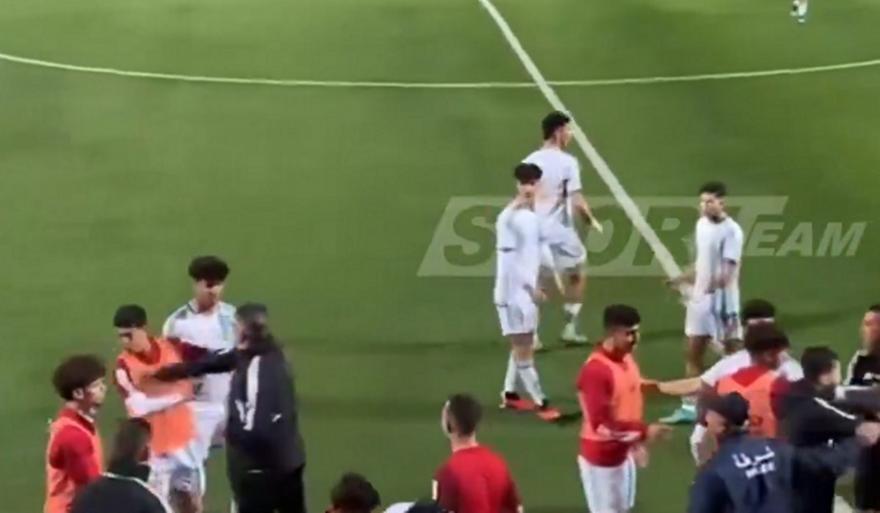 Χαστούκισε τους παίκτες του, μετά από καυγά με αντιπάλους! thumb