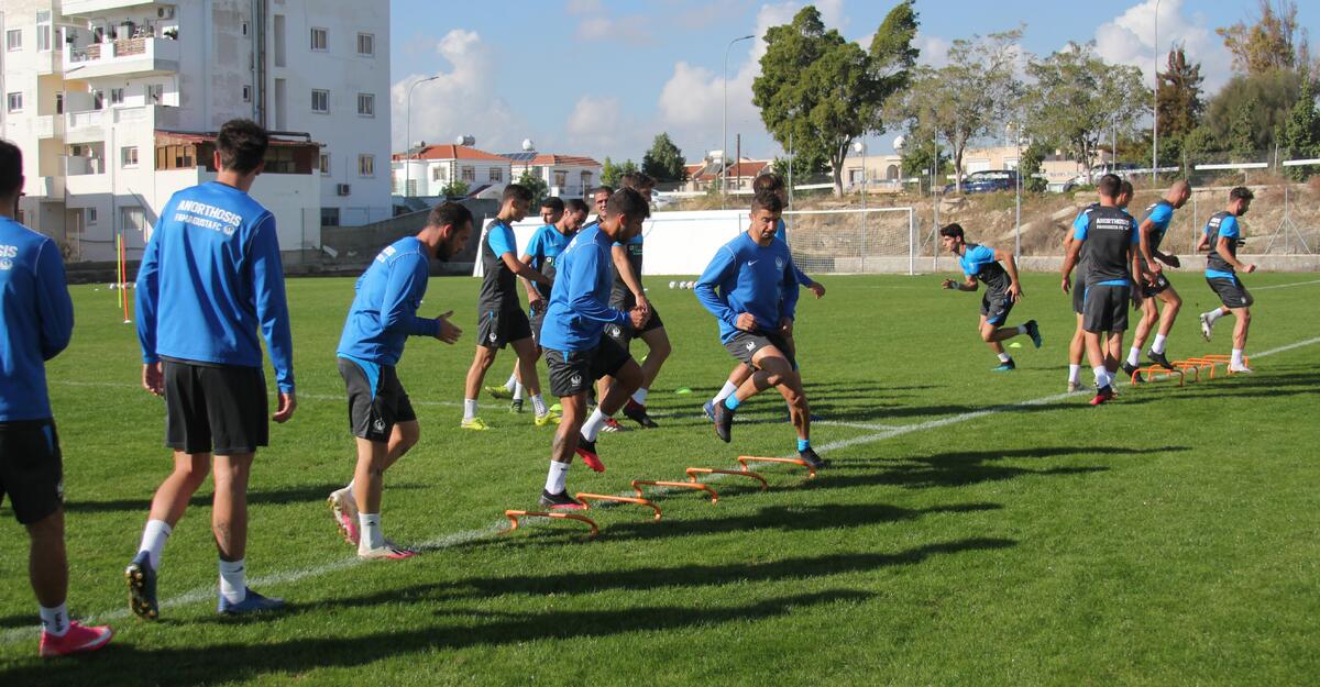 Ανόρθωση: 'Σκληρή δουλειά και θα τα καταφέρουμε' thumb