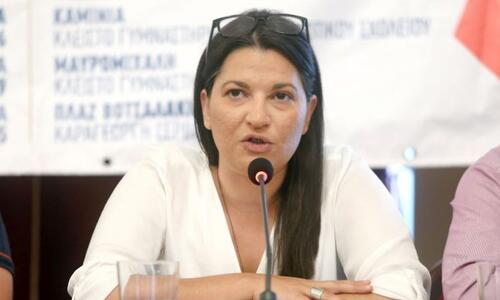 Αντωνάκου: «Μπράβο στη Σοφία που έσπασε τη σιωπή της» (pic) thumb