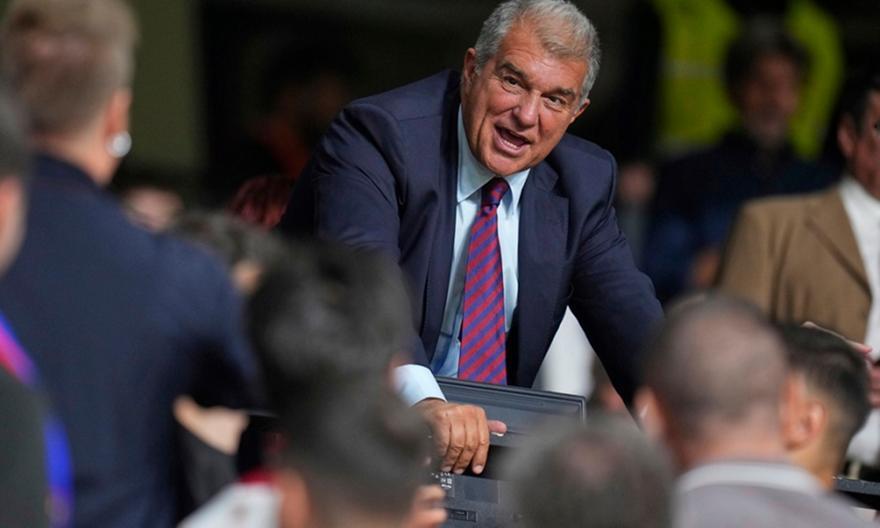 Ο Λαπόρτα ξέκοψε τη συζήτηση για επιστροφή Μέσι thumb