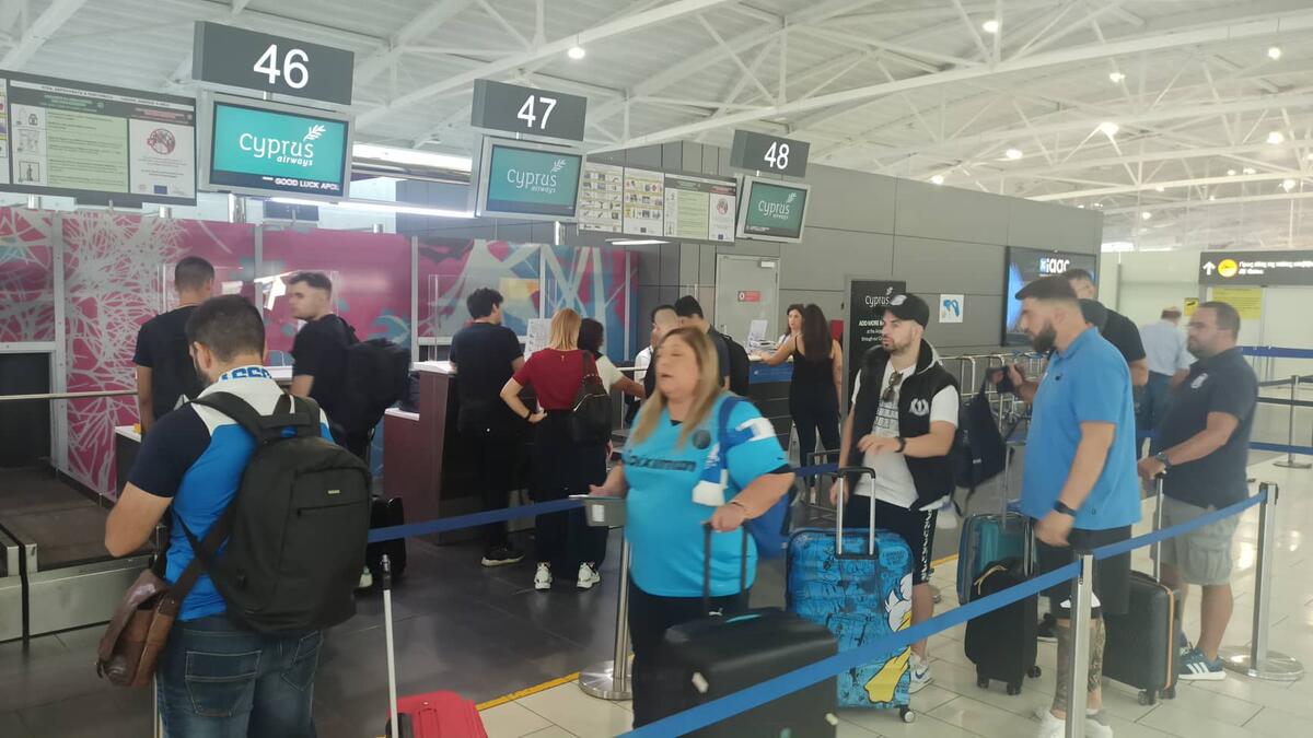 Κατέφτασαν στο αεροδρόμιο οι πρώτοι Απολλωνίστες! (φώτος) thumb