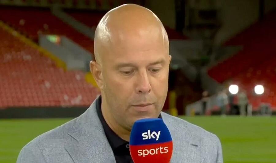 Ράγισε καρδιές ο Σλοτ: «Έψαχνα να βρω τον Ζότα στον πάγκο...» thumb
