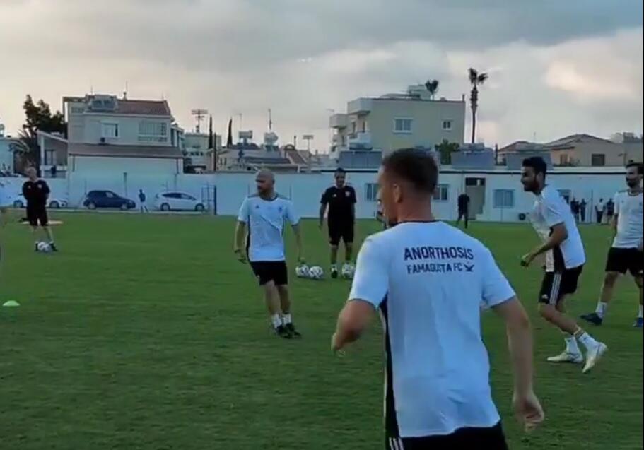 Προσθήκη της τελευταίας στιγμής στην Ανόρθωση thumb