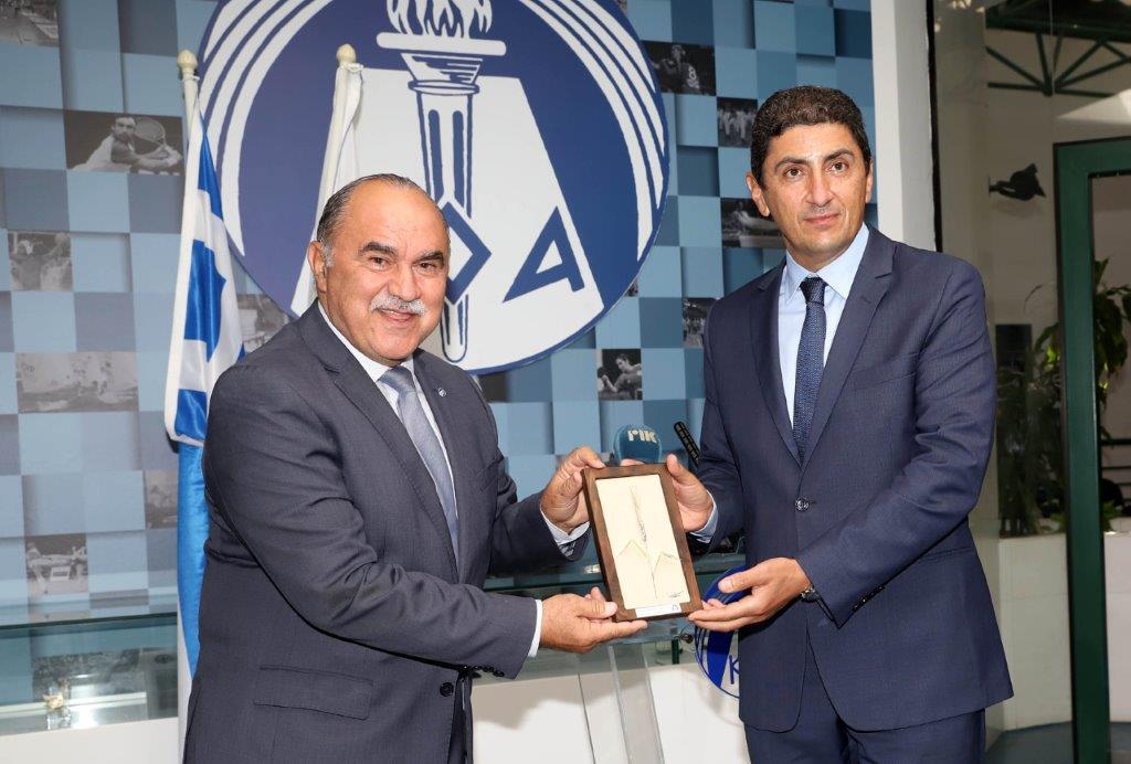 Ευχητήρια επιστολή από Μιχαηλίδη σε Αυγενάκη thumb