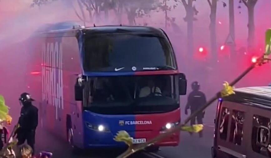 ΒΙΝΤΕΟ ST: Η άφιξη της Μπαρσελόνα για το clasico! thumb
