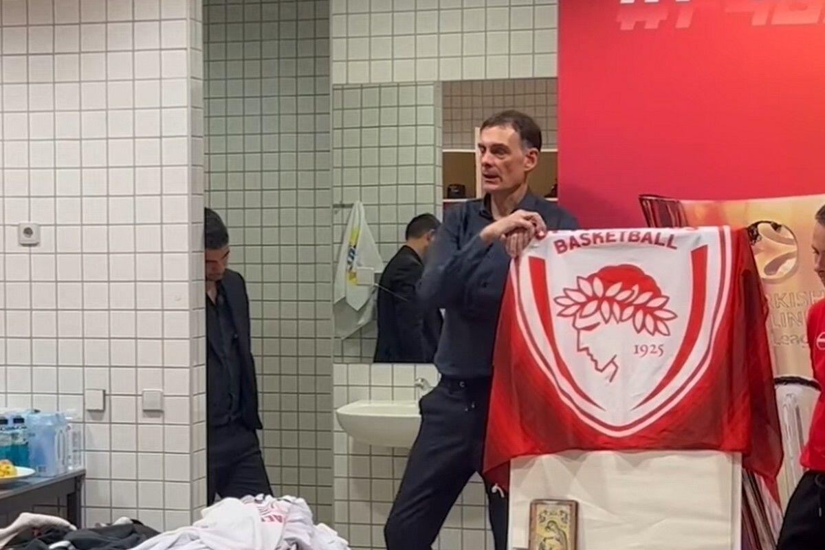 Η συγκινητική ομιλία του Μπαρτζώκα μετά τον χαμένο τελικό (ΒΙΝΤΕΟ) thumb