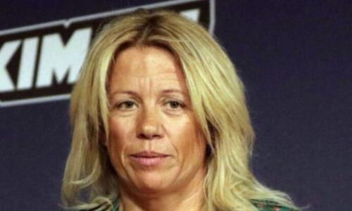 Μάνια Μπίκοφ: Γνωστός αθλητίατρος αυτός που της ζητούσε να κατεβάζει το μαγιό της thumb