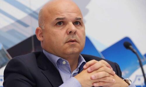 «Όλα τα θεριά πολεμούν να μας φάνε και δεν μπορούνε. Τρώνε από μας και μένει και μαγιά» thumb