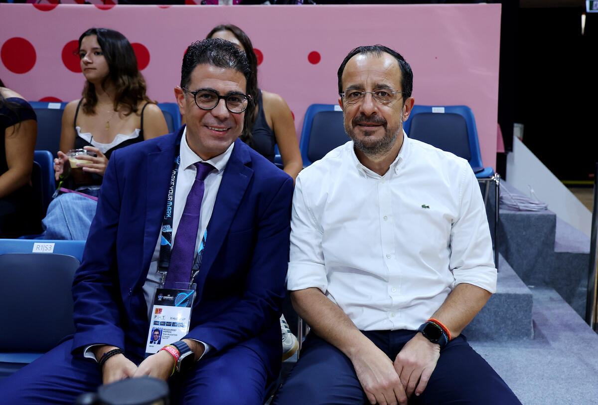 Χριστοδουλίδης: «Όλη η Κύπρος στο πλευρό της Εθνικής μας» thumb