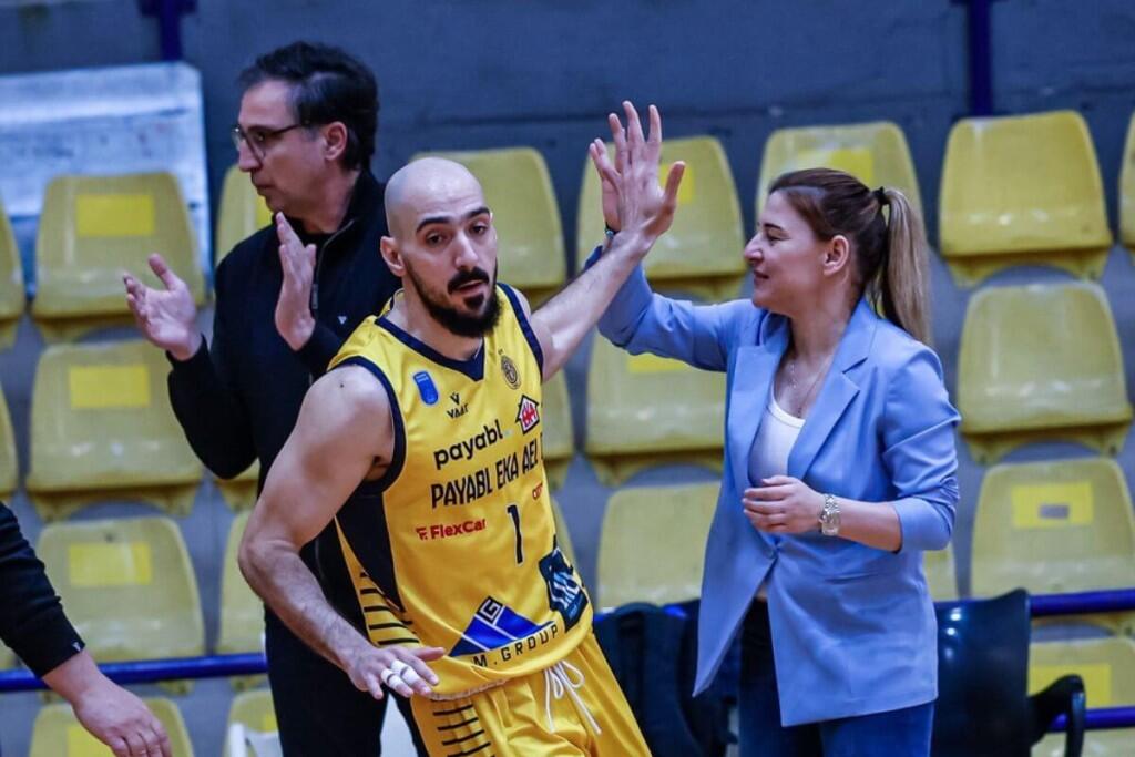 Νίκη της ΤRΙΑ ΕΚΑ ΑΕΛ επί του Απόλλωνα στην πρεμιέρα της ECOMMBX Basket League thumb