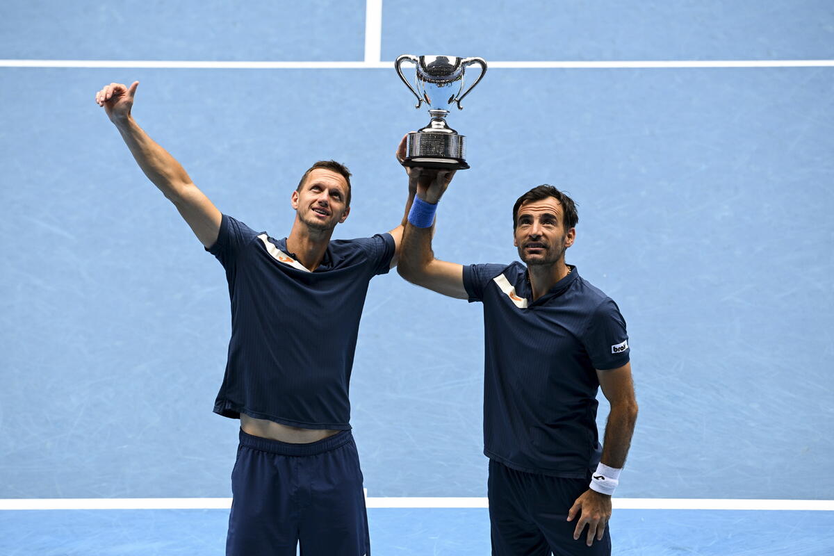 Australian Open: Ντόντιτς και Πόλασεκ οι νικητές του διπλού thumb