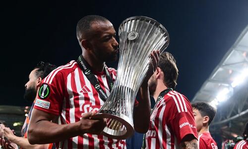 Η ξεχωριστή πρωτιά του Ολυμπιακού με το Conference League thumb