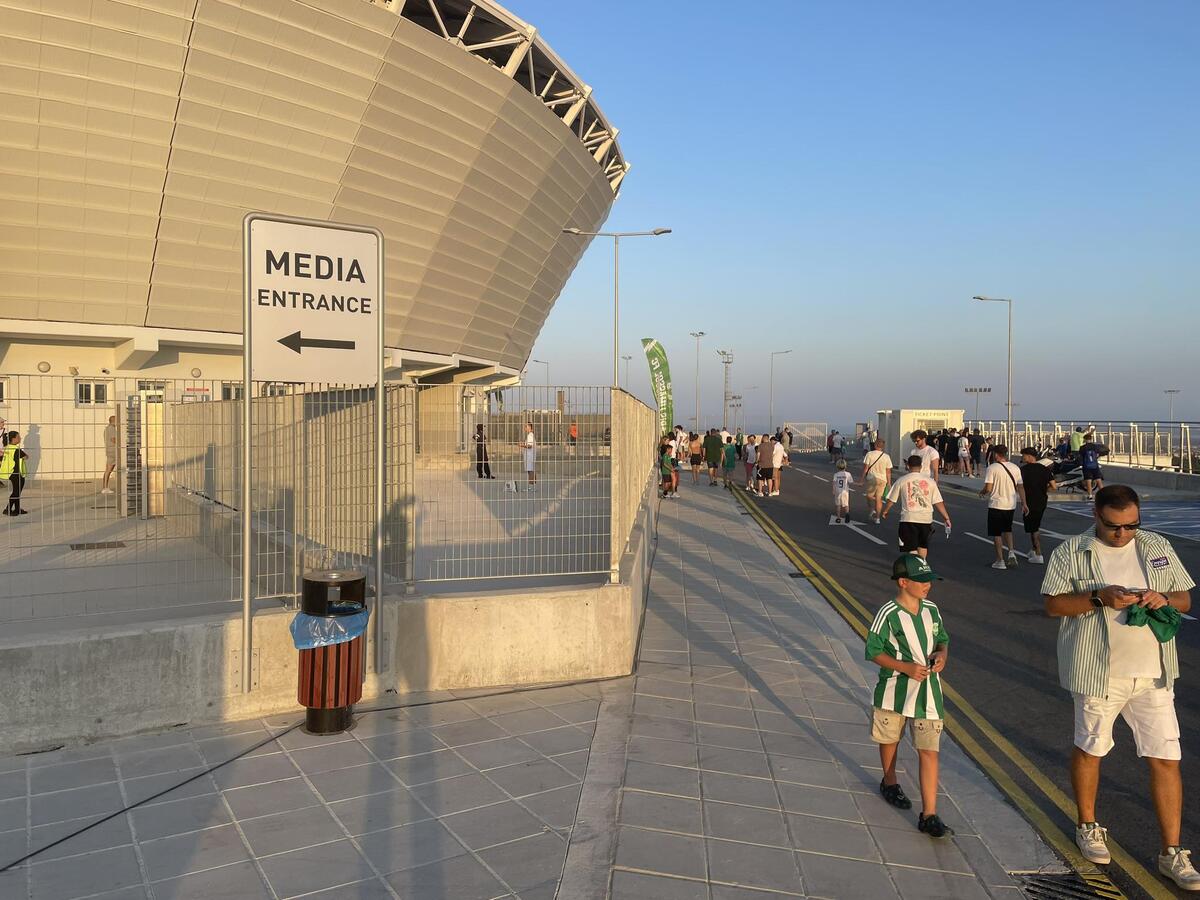 Το SPORTIME στο ΑΛΦΑΜΕΓΑ για το Άρης-ΜΠΑΤΕ (pics, vids) thumb