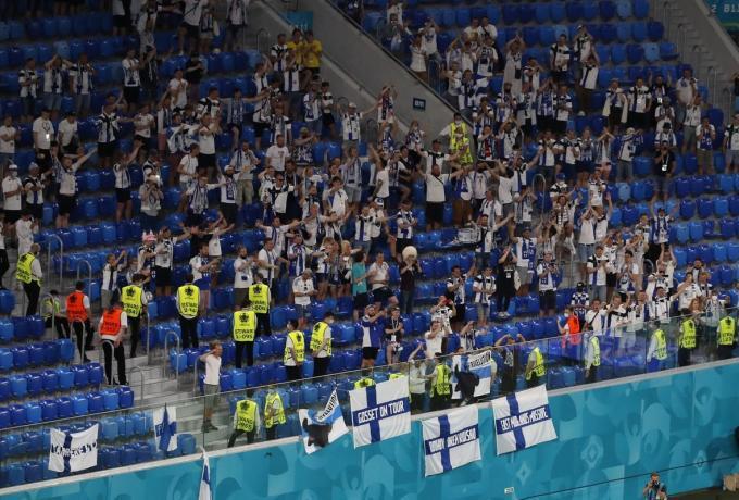 Φινλανδία: Θετικοί στον κορωνοϊό 80 φίλαθλοι  thumb