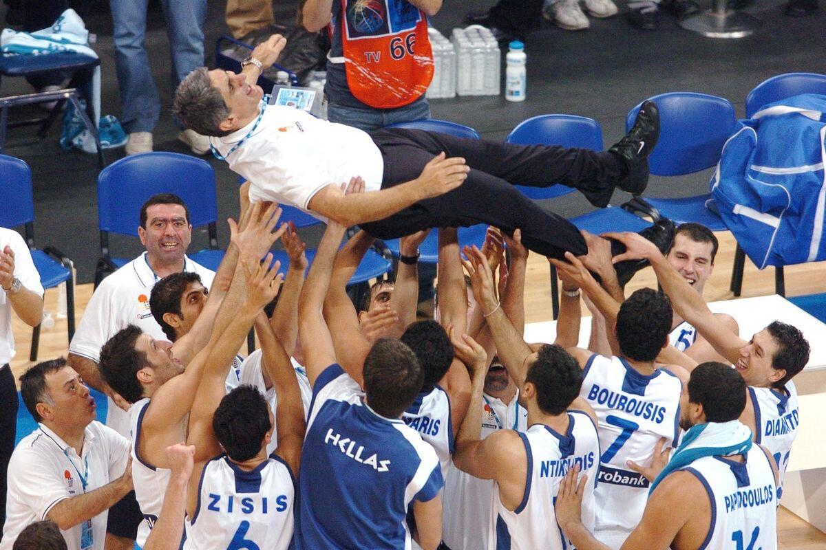 Το γράμμα της FIBA στον Παναγιώτη Γιαννάκη για την είσοδό του στο Hall of Fame thumb