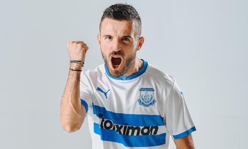Με παθιασμένο Γιαννιώτα... (pic) thumb