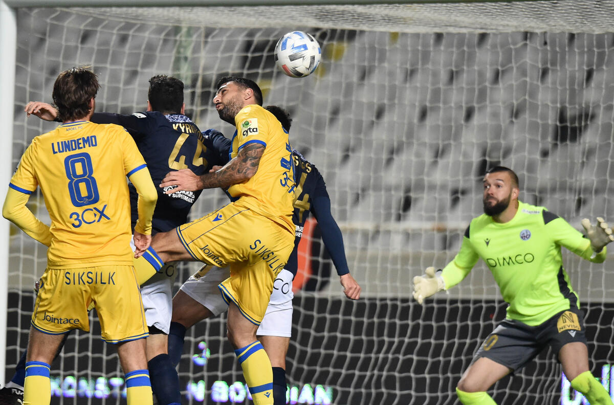 (ΤΕΛΙΚΟ) ΑΠΟΕΛ-ΕΝΠ 0-2 thumb