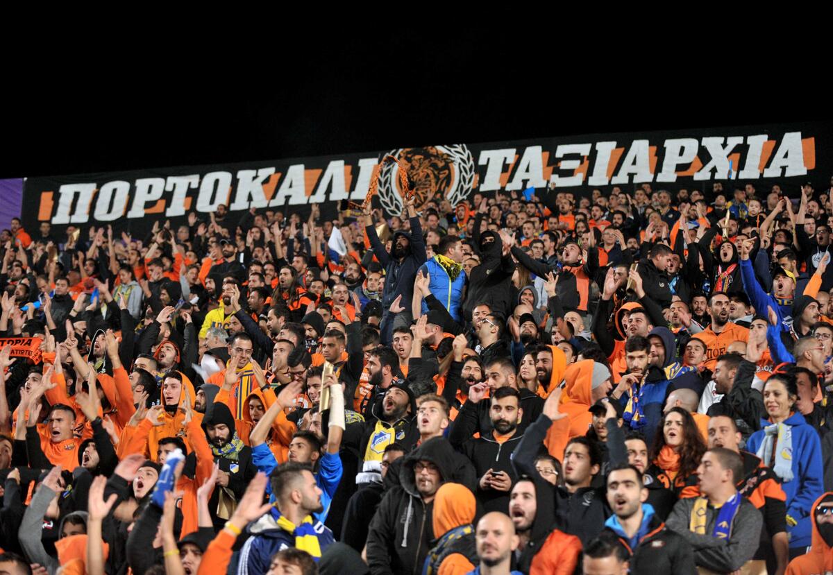 ''Ακυρώστε τη σύσκεψη φιάσκο'' thumb