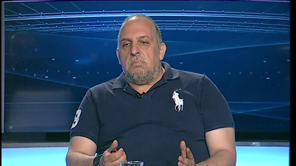 «Μπηχτή» Ηλιάδη με αφορμή την 11άδα του ΑΠΟΕΛ! thumb