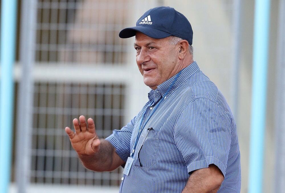 «Θα αγωνιστούμε με τα μωρά… και αν δεχθώ δέκα τέρματα;» thumb