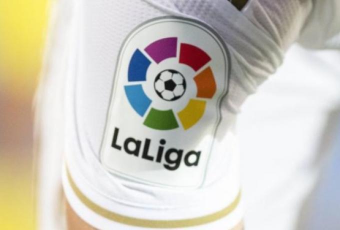 Υποχρεωτική η μάσκα στους αγώνες της La Liga thumb